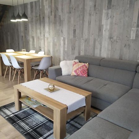 Apartament Kaola イェレニャ・グーラ エクステリア 写真