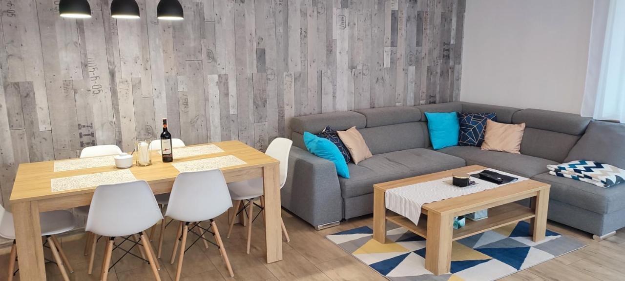 Apartament Kaola イェレニャ・グーラ エクステリア 写真