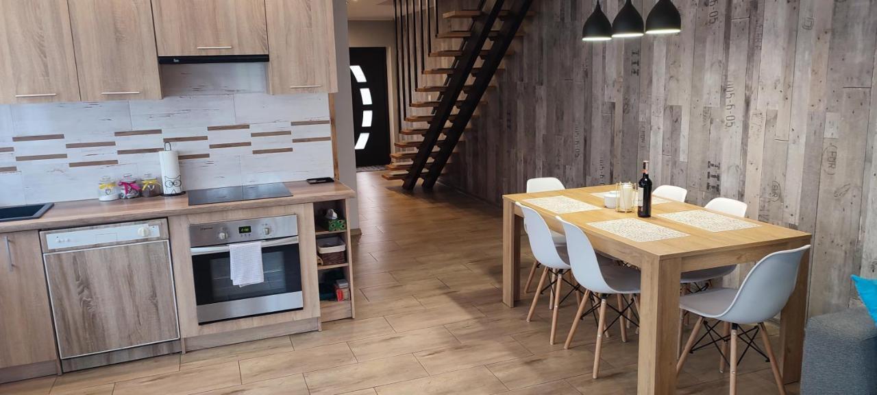 Apartament Kaola イェレニャ・グーラ エクステリア 写真