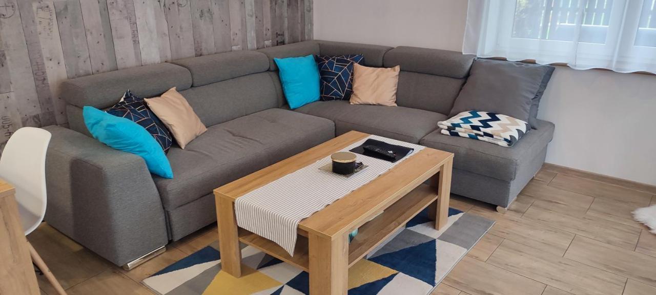 Apartament Kaola イェレニャ・グーラ エクステリア 写真